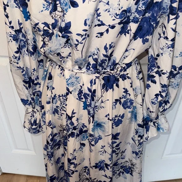 SHEIN Blue Floral Long Sleeve Dress - Picture 12 of 15